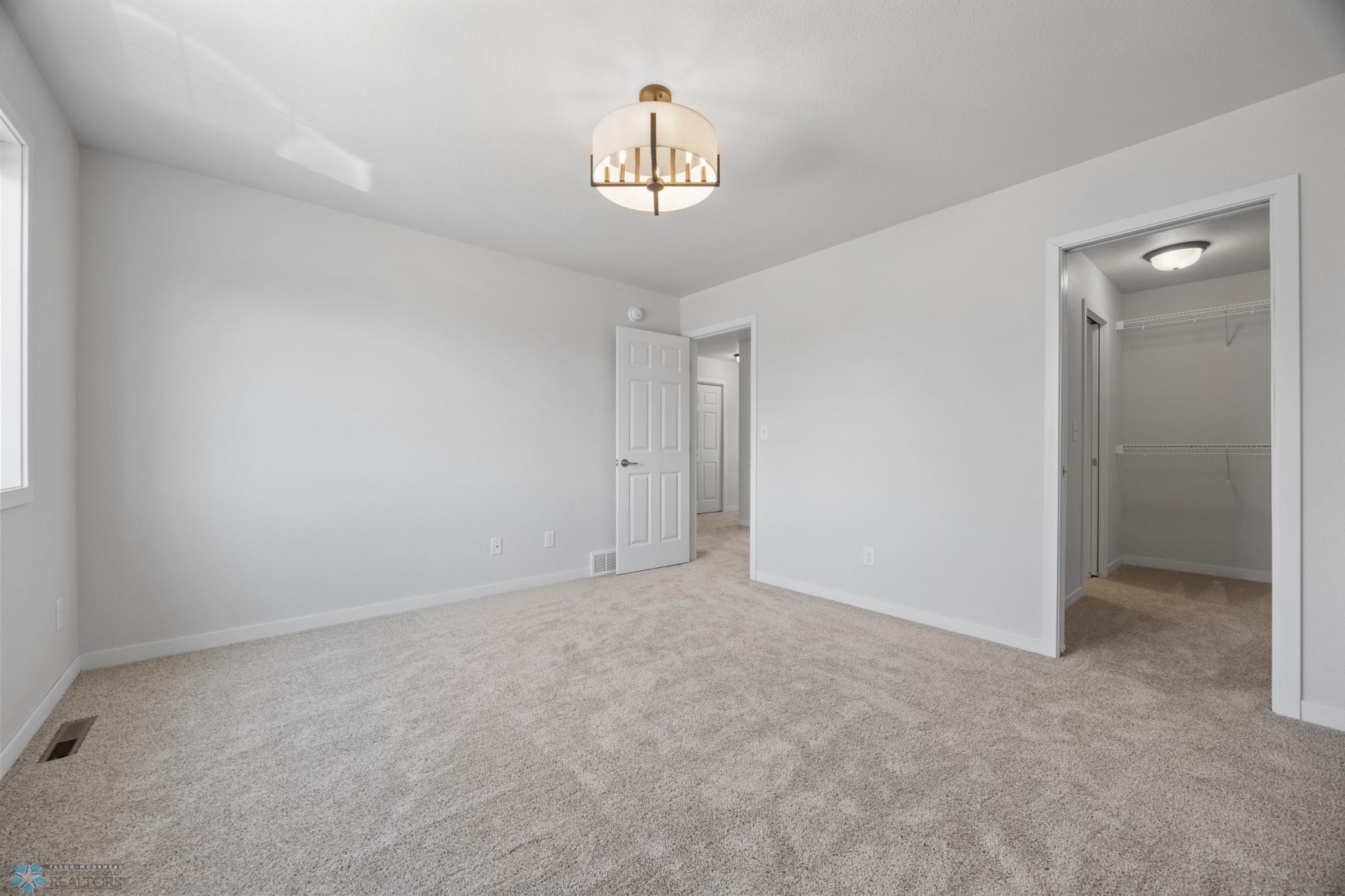 6059 8th Street, West Fargo, North Dakota image 13