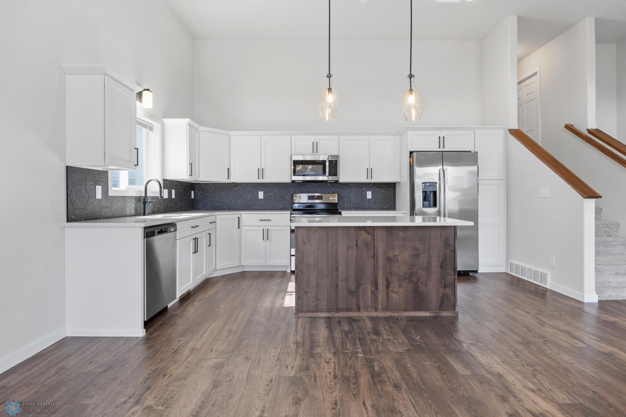 6059 8th Street, West Fargo, North Dakota image 8