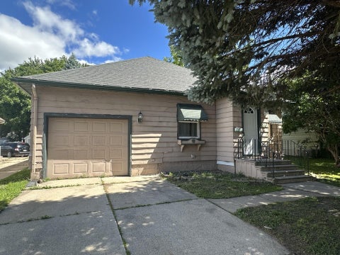Homes For Sale - 1204 2nd Avenue<br/> Austin, MN 55912
