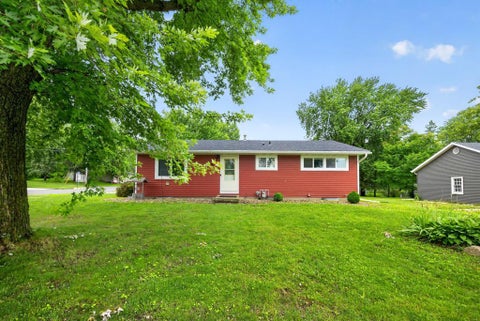 Homes For Sale - 403 3rd Avenue<br/> Byron, MN 55920