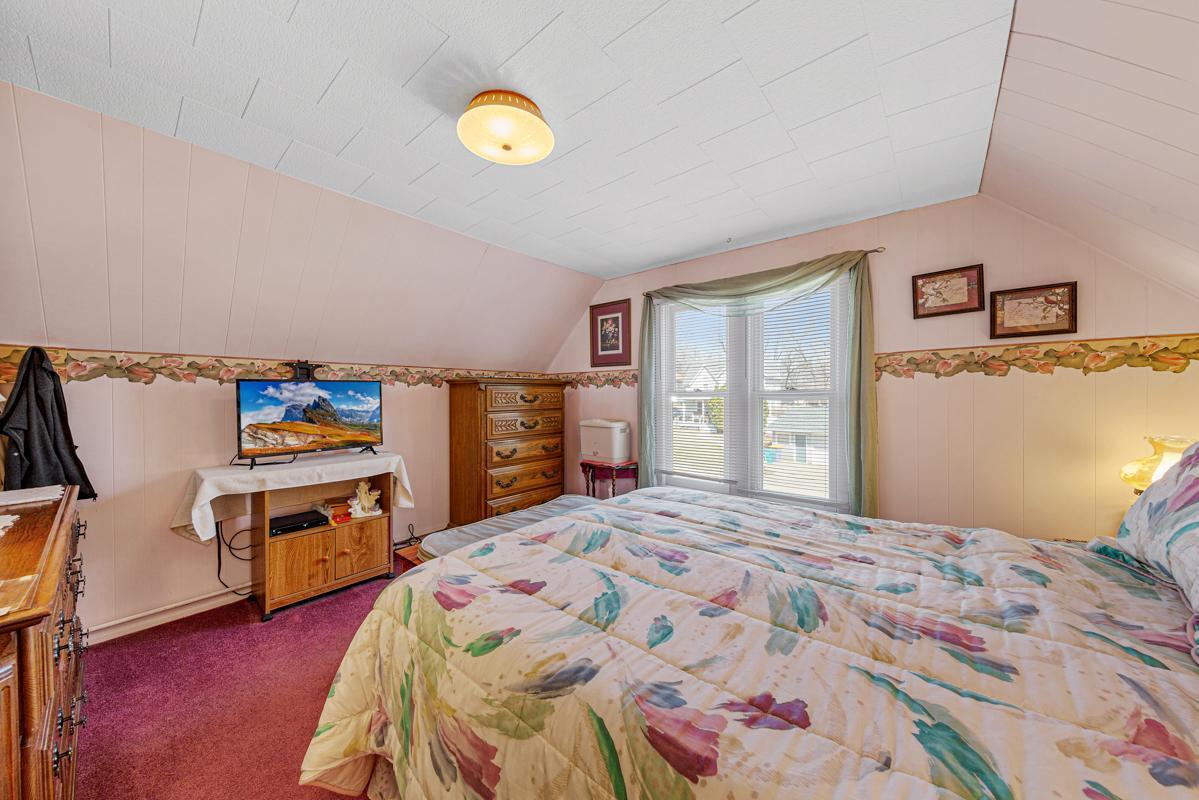423 Flowervale Street, Owatonna, Minnesota image 35