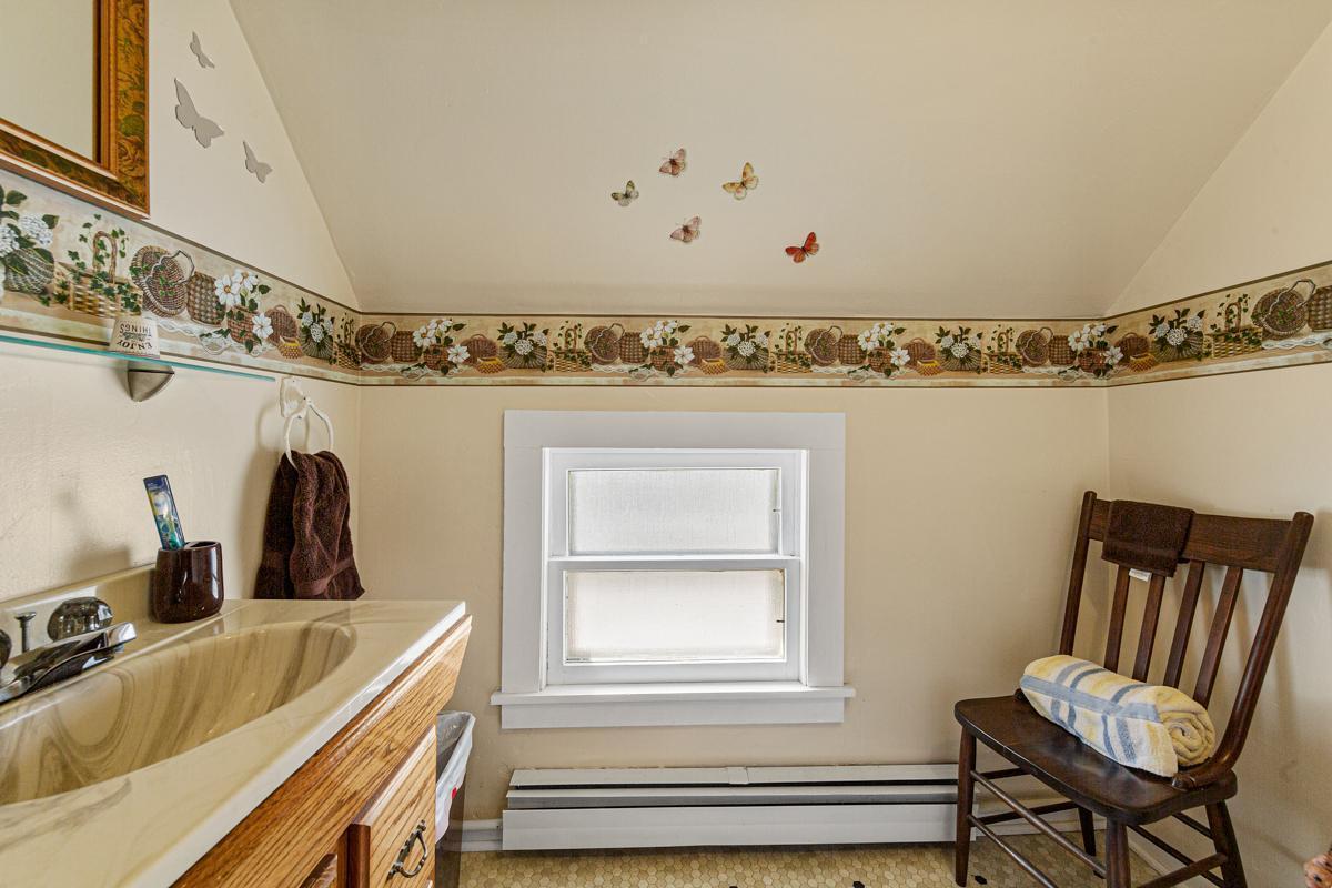 423 Flowervale Street, Owatonna, Minnesota image 40