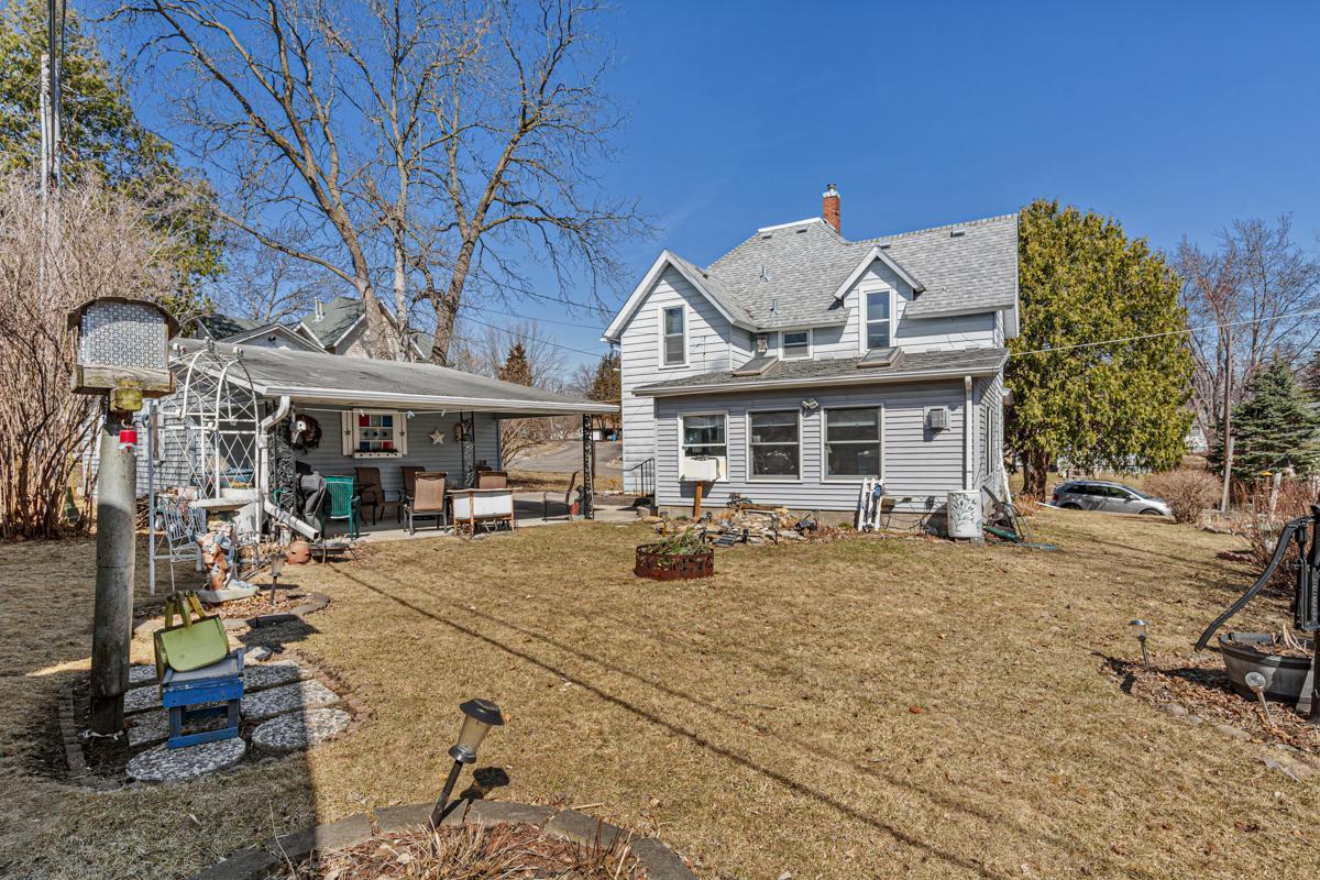 423 Flowervale Street, Owatonna, Minnesota image 12