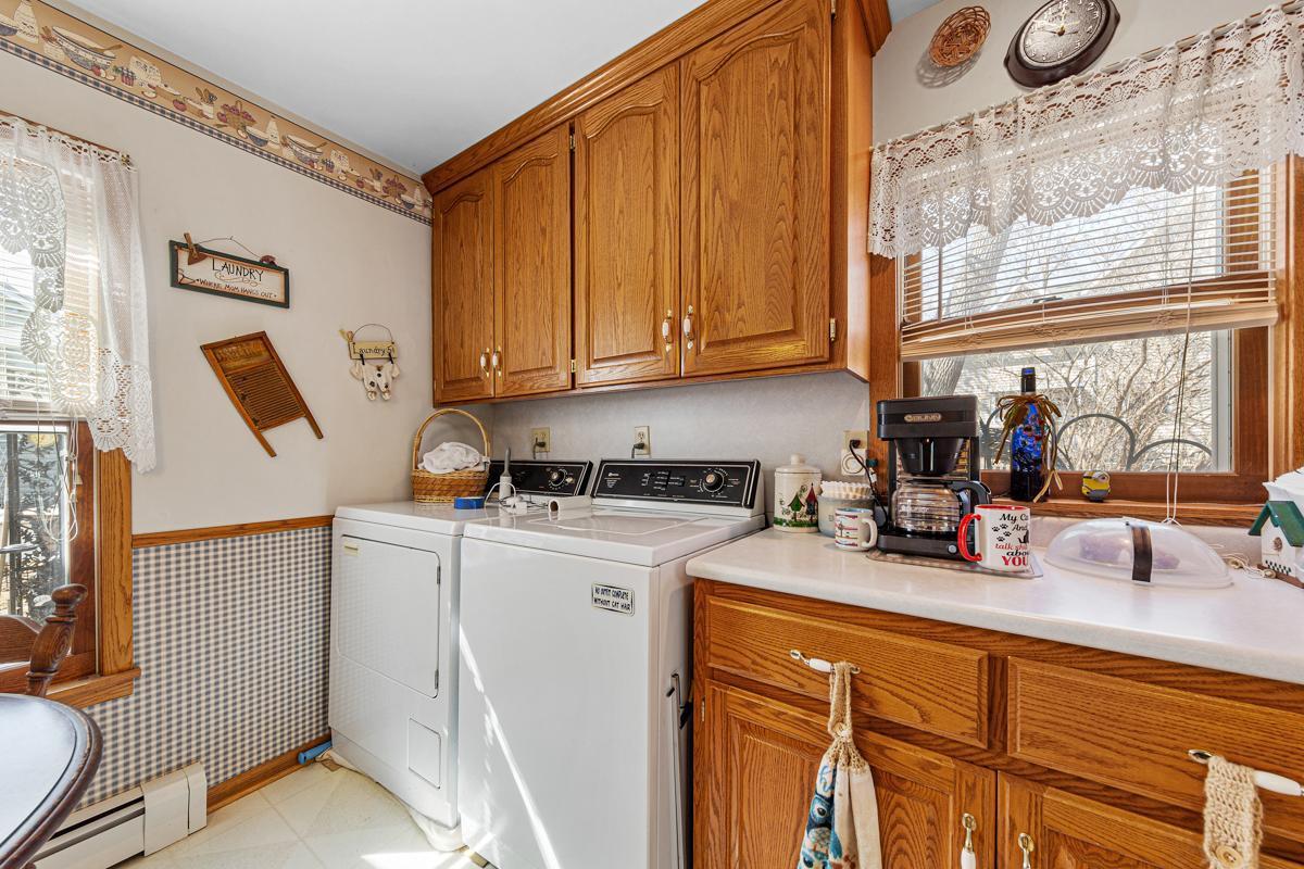 423 Flowervale Street, Owatonna, Minnesota image 33