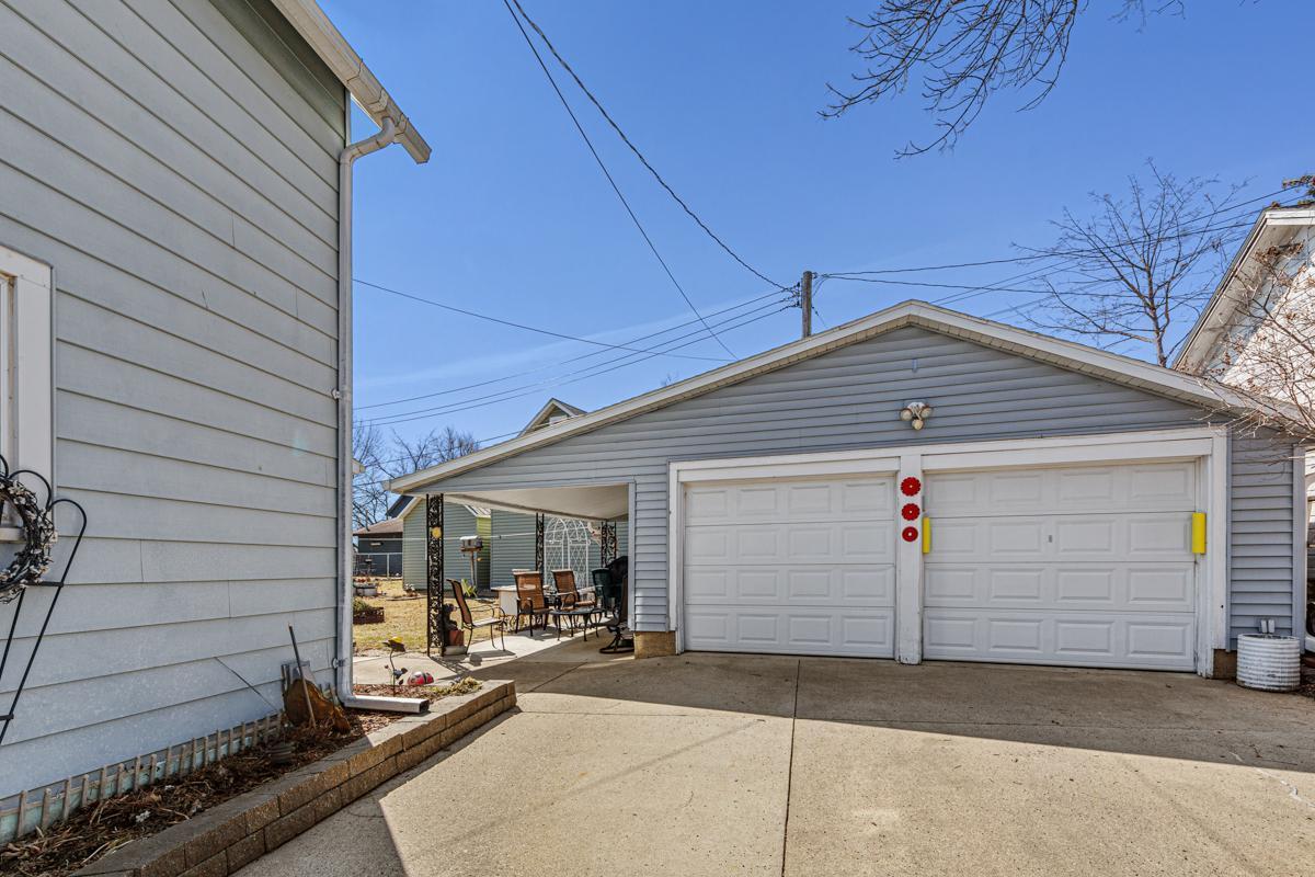 423 Flowervale Street, Owatonna, Minnesota image 6