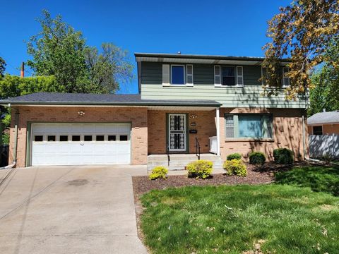 Homes For Sale - 1945 Upper Afton Road<br/> Ramsey County, Saint Paul, MN 55119