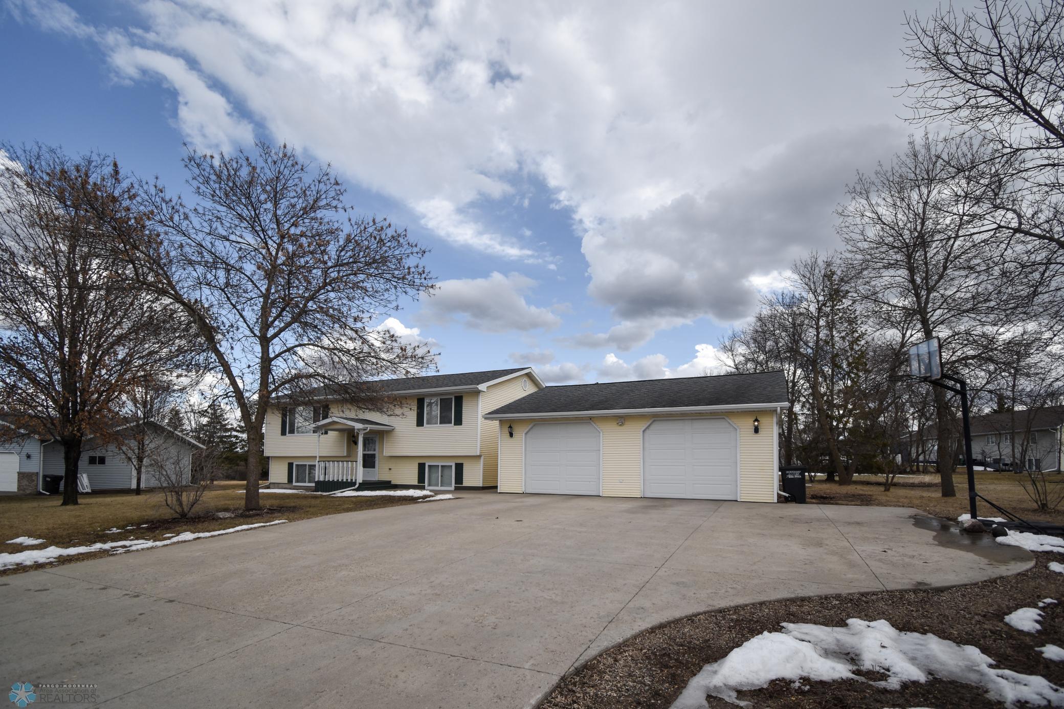 609 Broadway Avenue, Detroit Lakes, Minnesota image 3
