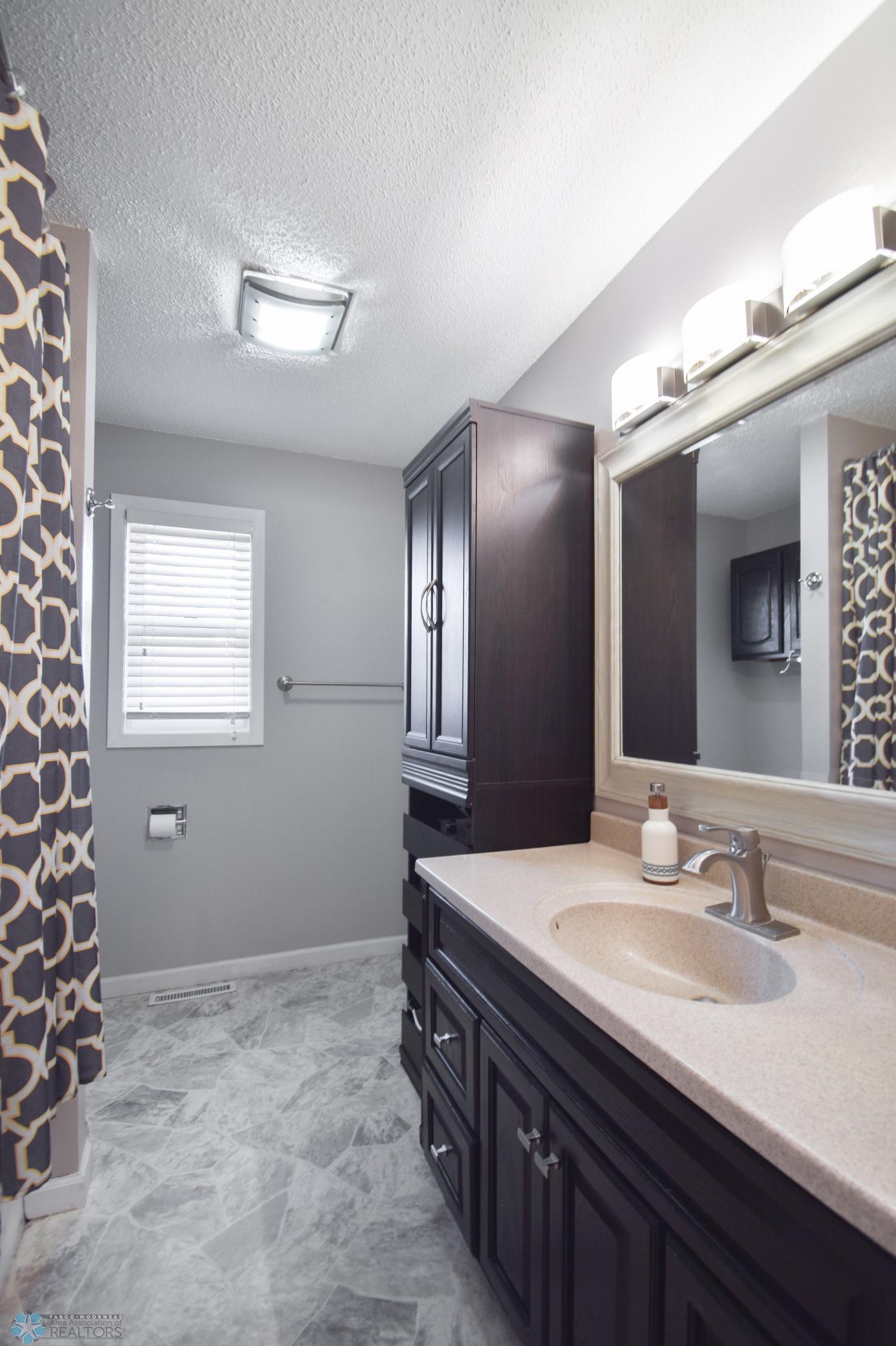609 Broadway Avenue, Detroit Lakes, Minnesota image 14