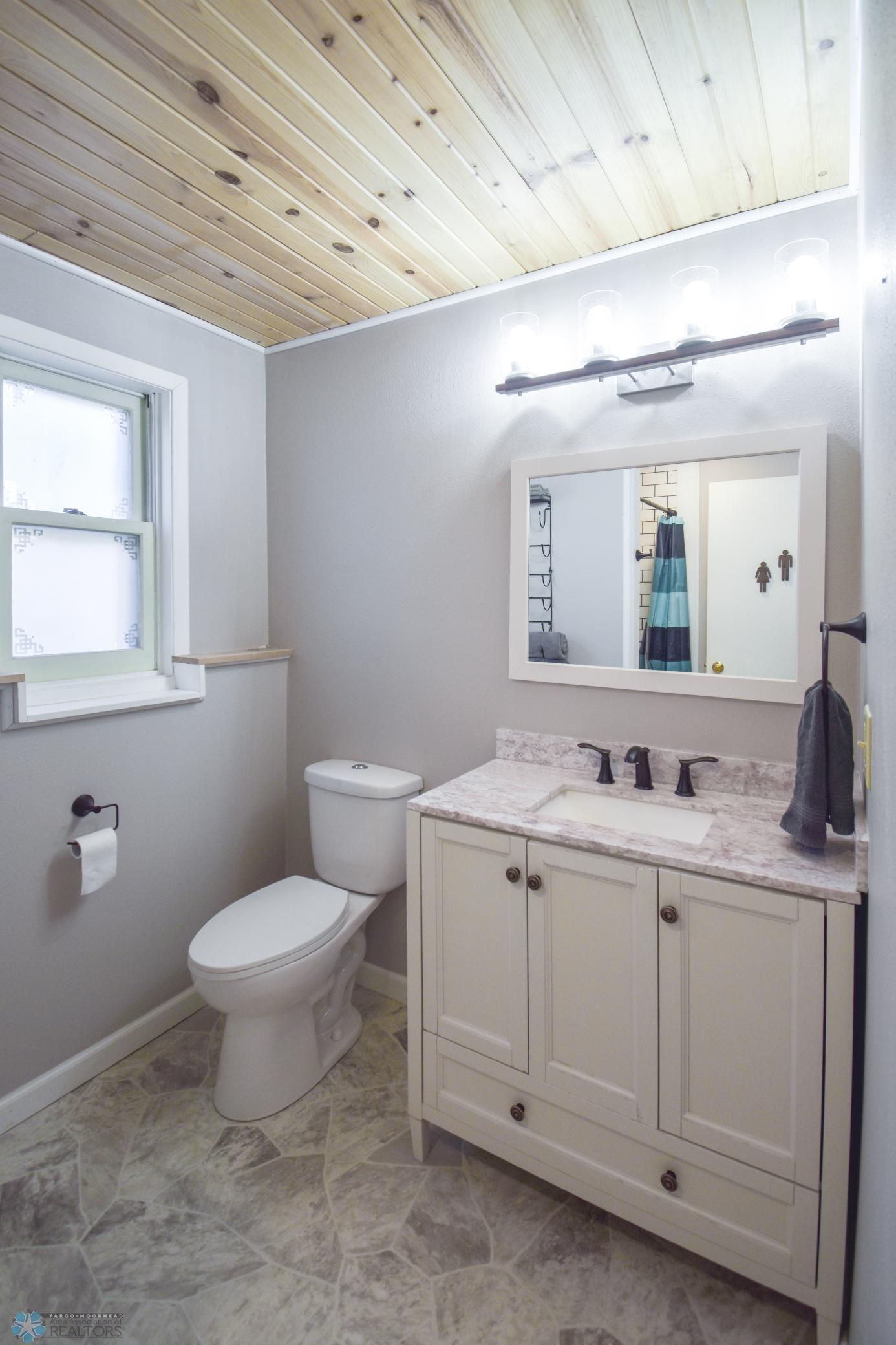 609 Broadway Avenue, Detroit Lakes, Minnesota image 20