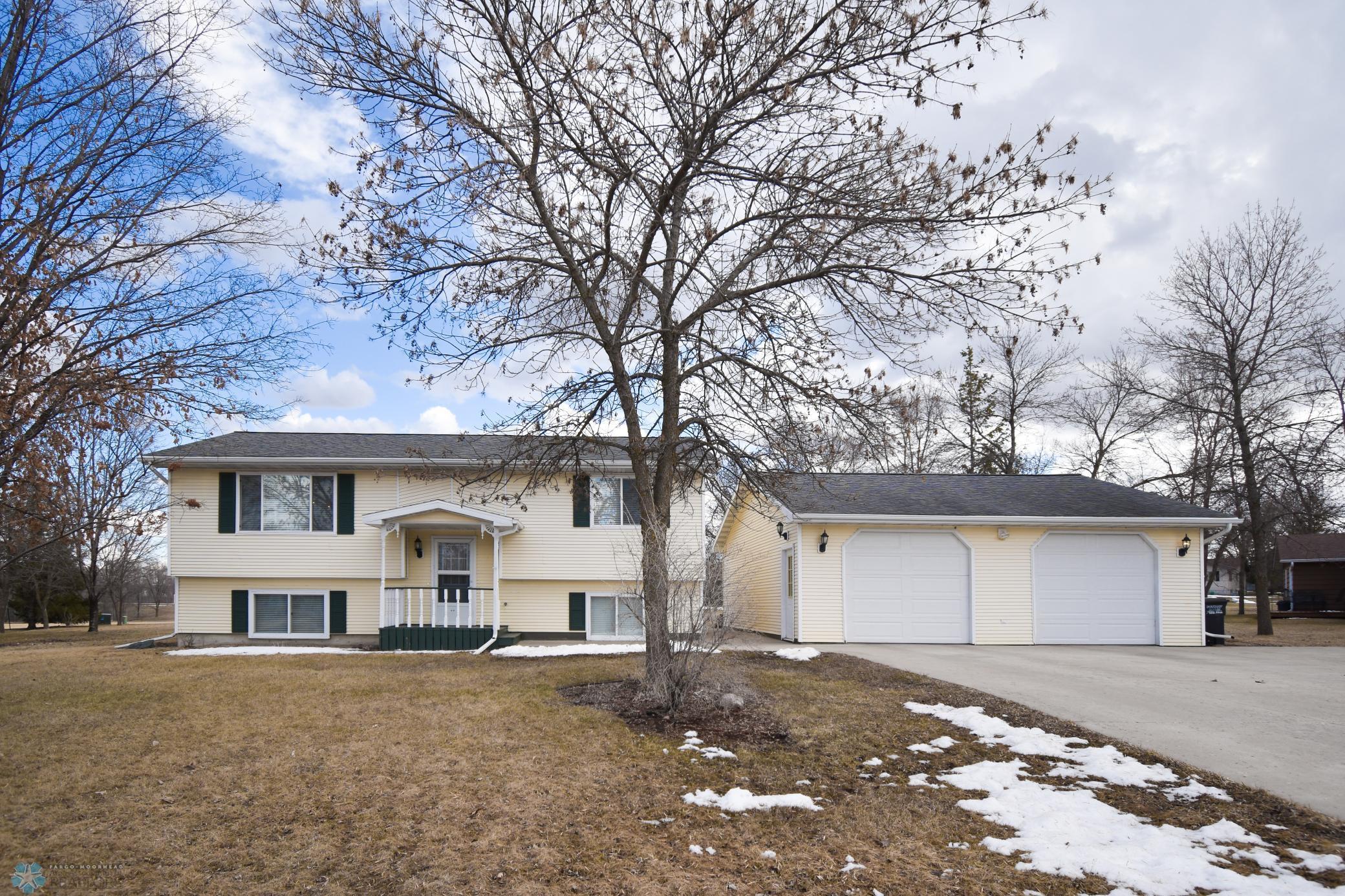 609 Broadway Avenue, Detroit Lakes, Minnesota image 1