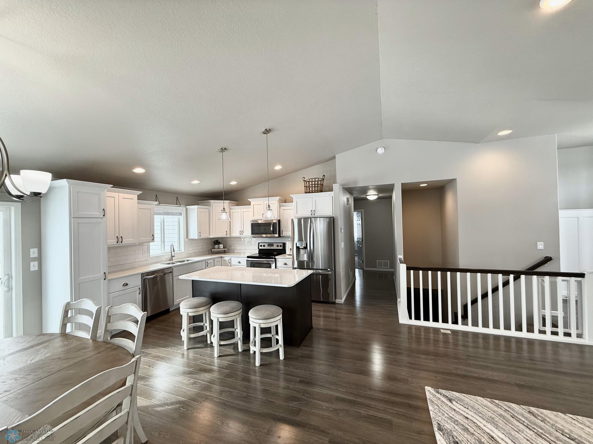 6638 57th Avenue, Fargo, North Dakota image 32