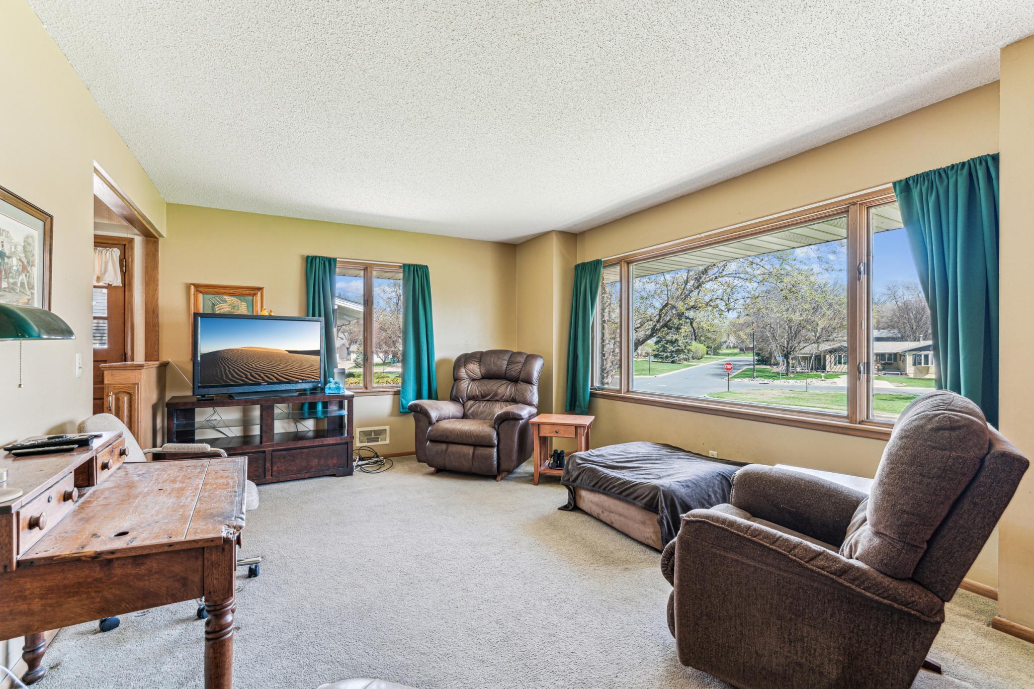 6260 Jupiter Road, Fridley, Minnesota image 6