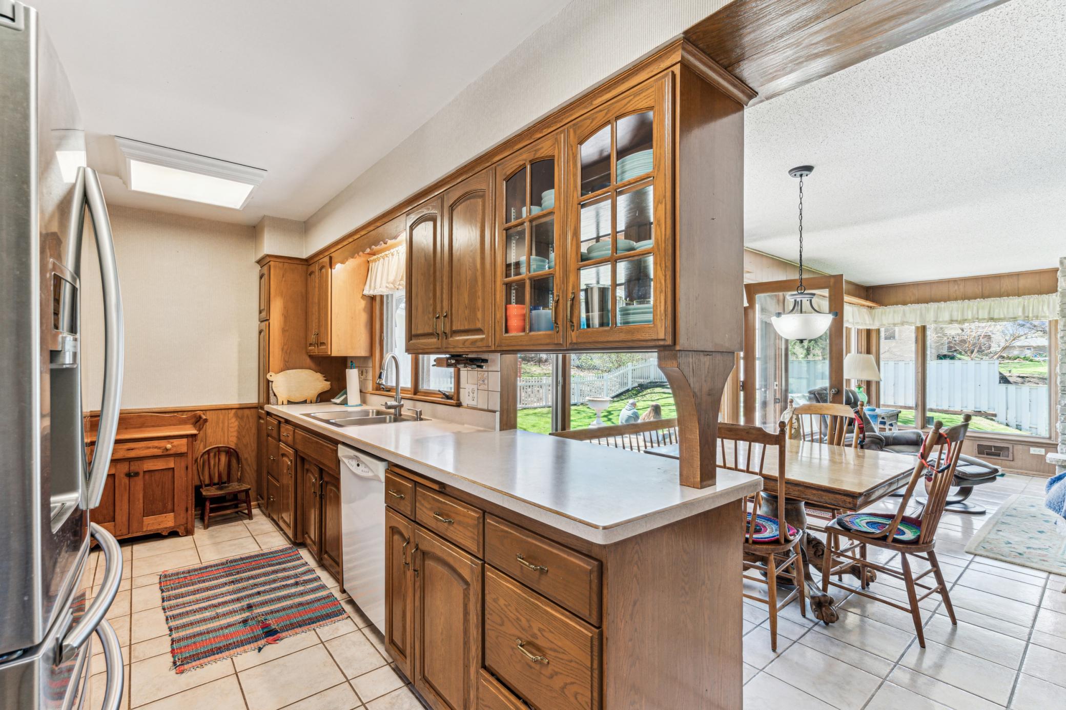 6260 Jupiter Road, Fridley, Minnesota image 8