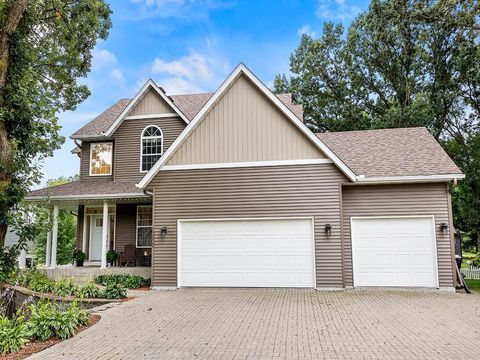 Homes For Sale - 13905 Woodland Court<br/> Becker, MN 55308