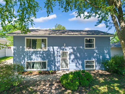 Homes For Sale - 3821 15th Avenue<br/> Rochester, MN 55901
