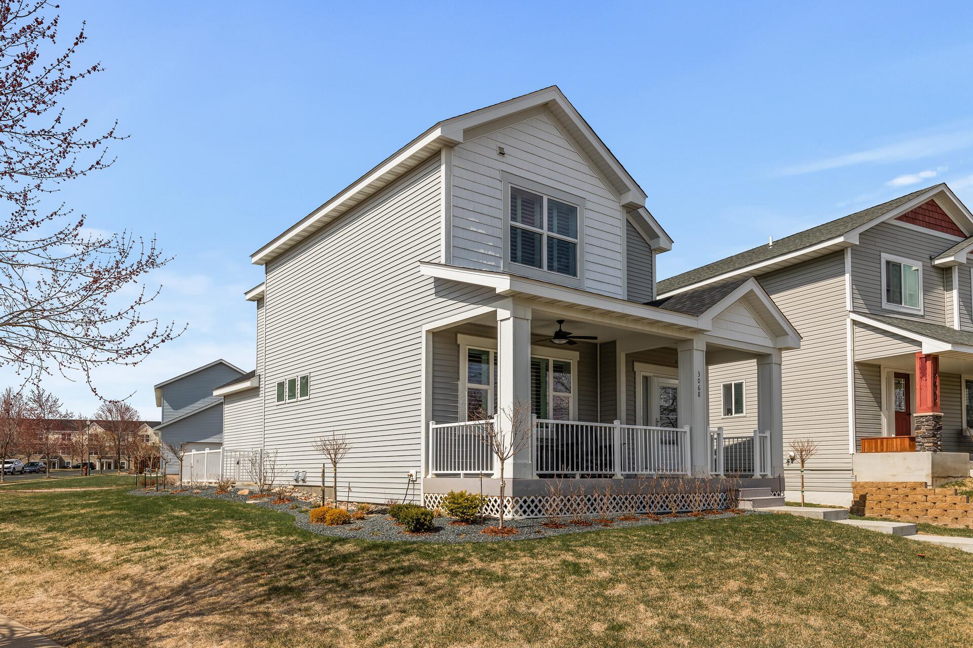 3068 Walden Drive, Chaska, Minnesota image 1