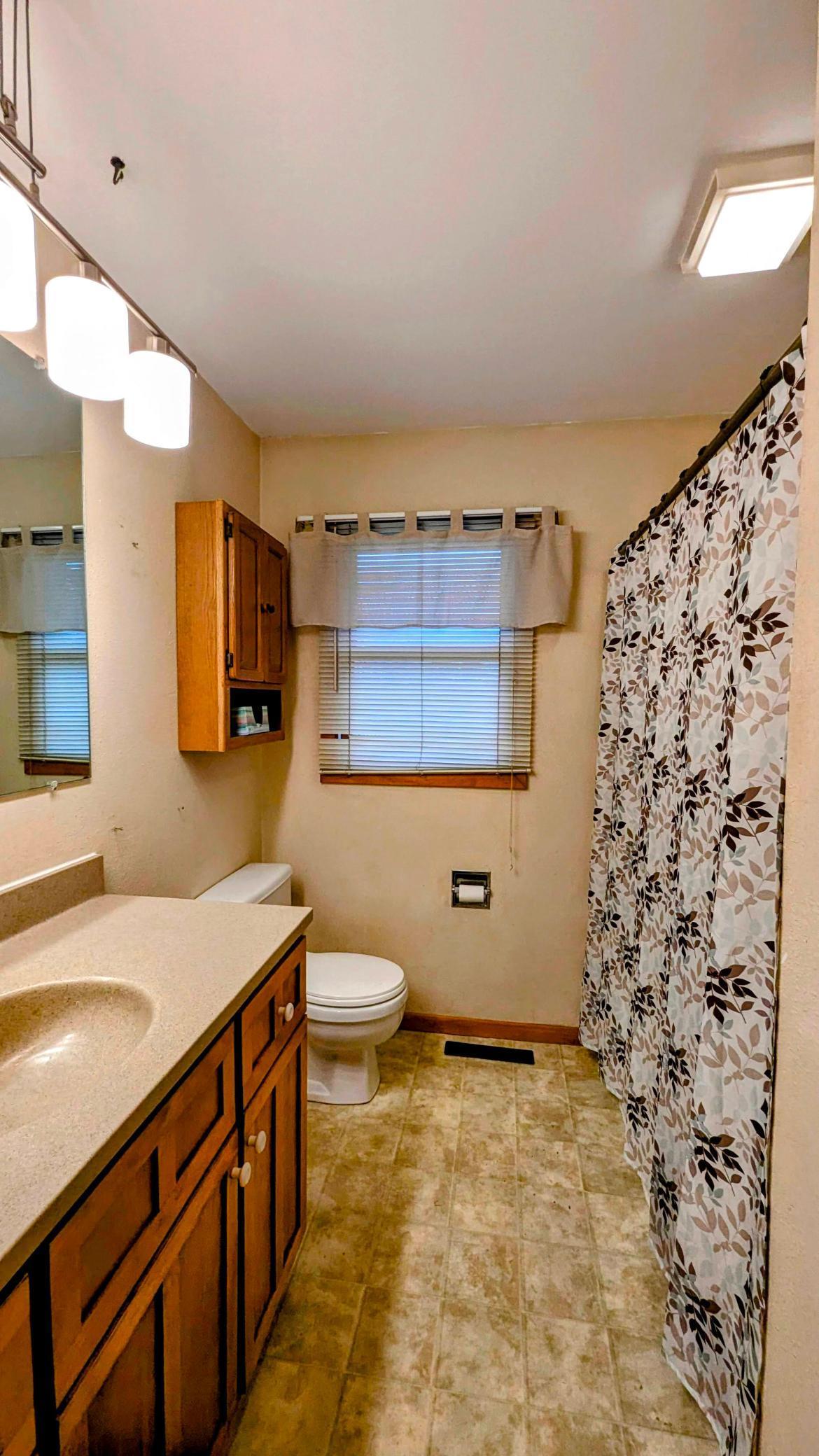 311 Oriole Avenue, Thief River Falls, Minnesota image 19