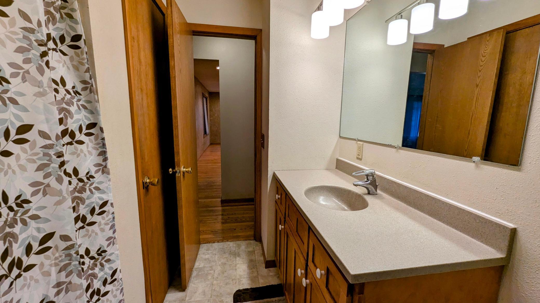 311 Oriole Avenue, Thief River Falls, Minnesota image 20