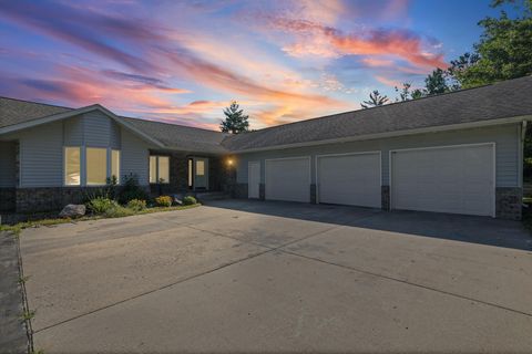 Homes For Sale - 4304 Alder Street<br/> Beltrami County, Bemidji, MN 56601