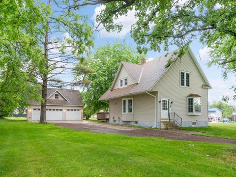 Homes For Sale - 506 3rd Street<br/> Montgomery, MN 56069