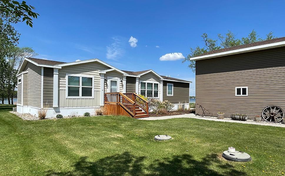 20491 SE Wall Lake Drive, Fergus Falls, Minnesota image 2