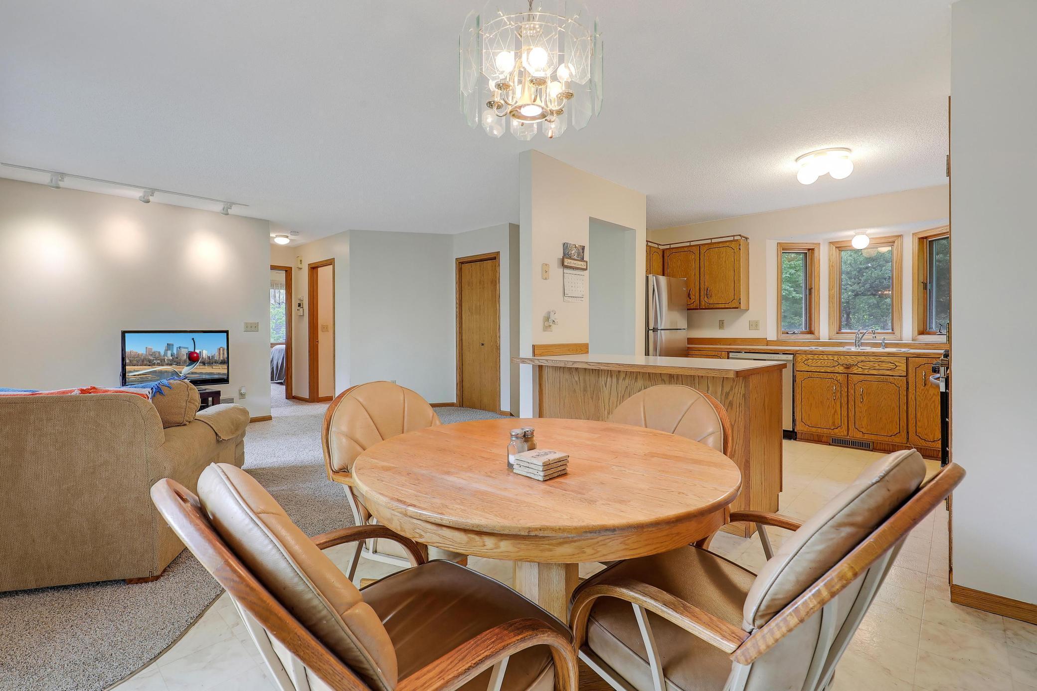 8448 Fairfield Road, Minneapolis, Minnesota image 7