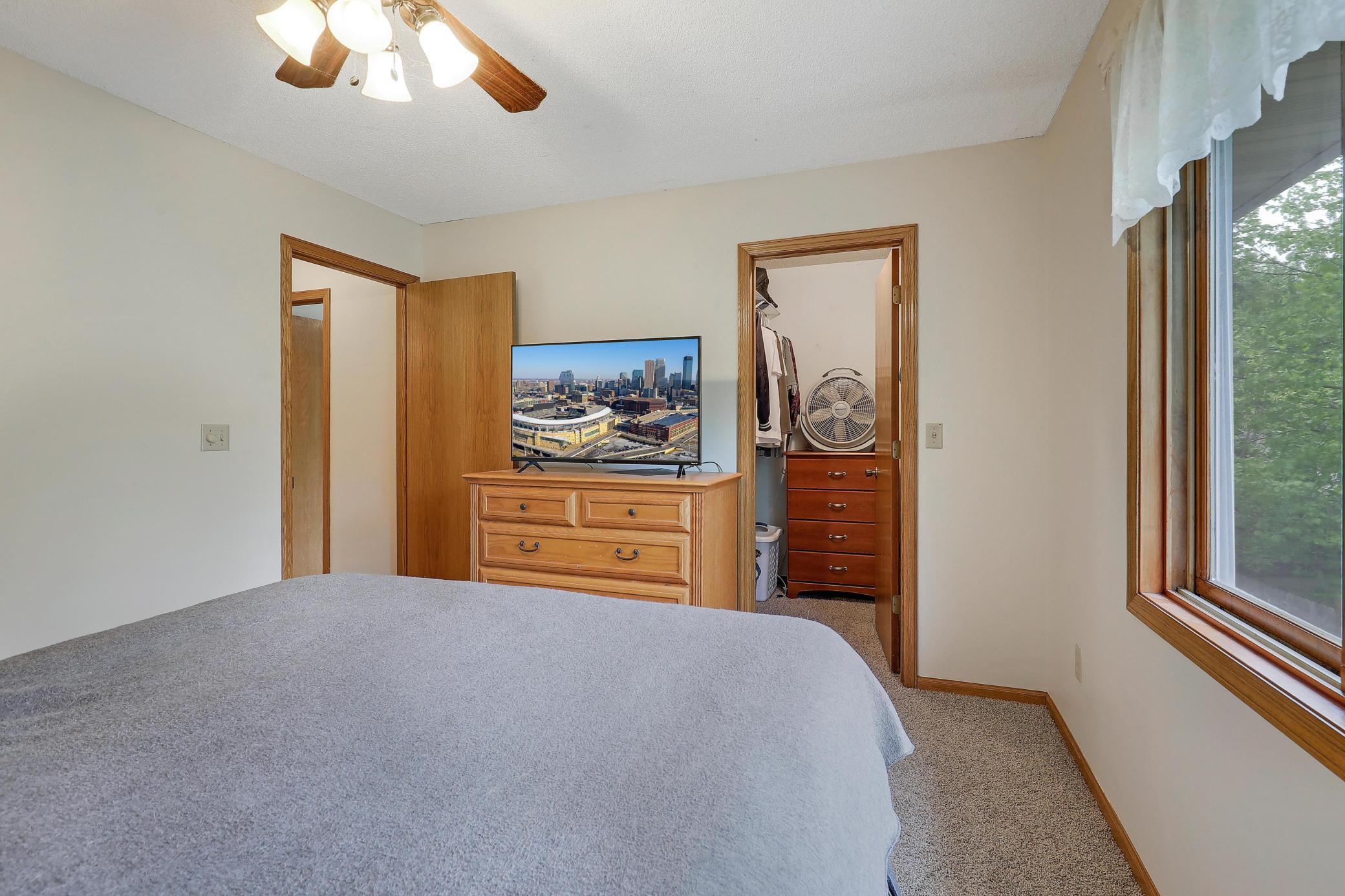 8448 Fairfield Road, Minneapolis, Minnesota image 17
