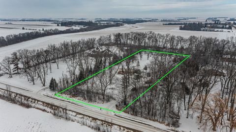 Homes For Sale - 18928 620th Street<br/> Dodge Center, MN 55927