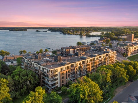 Condo For Sale - 4201 Sunset Drive<br/> Hennepin County, Spring Park, MN 55384