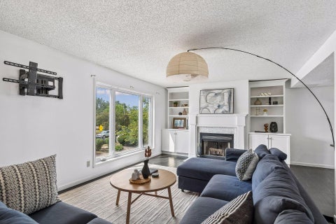 Townhouse For Rent - 925 Dartmouth Ave<br/> Minneapolis, MN 55414