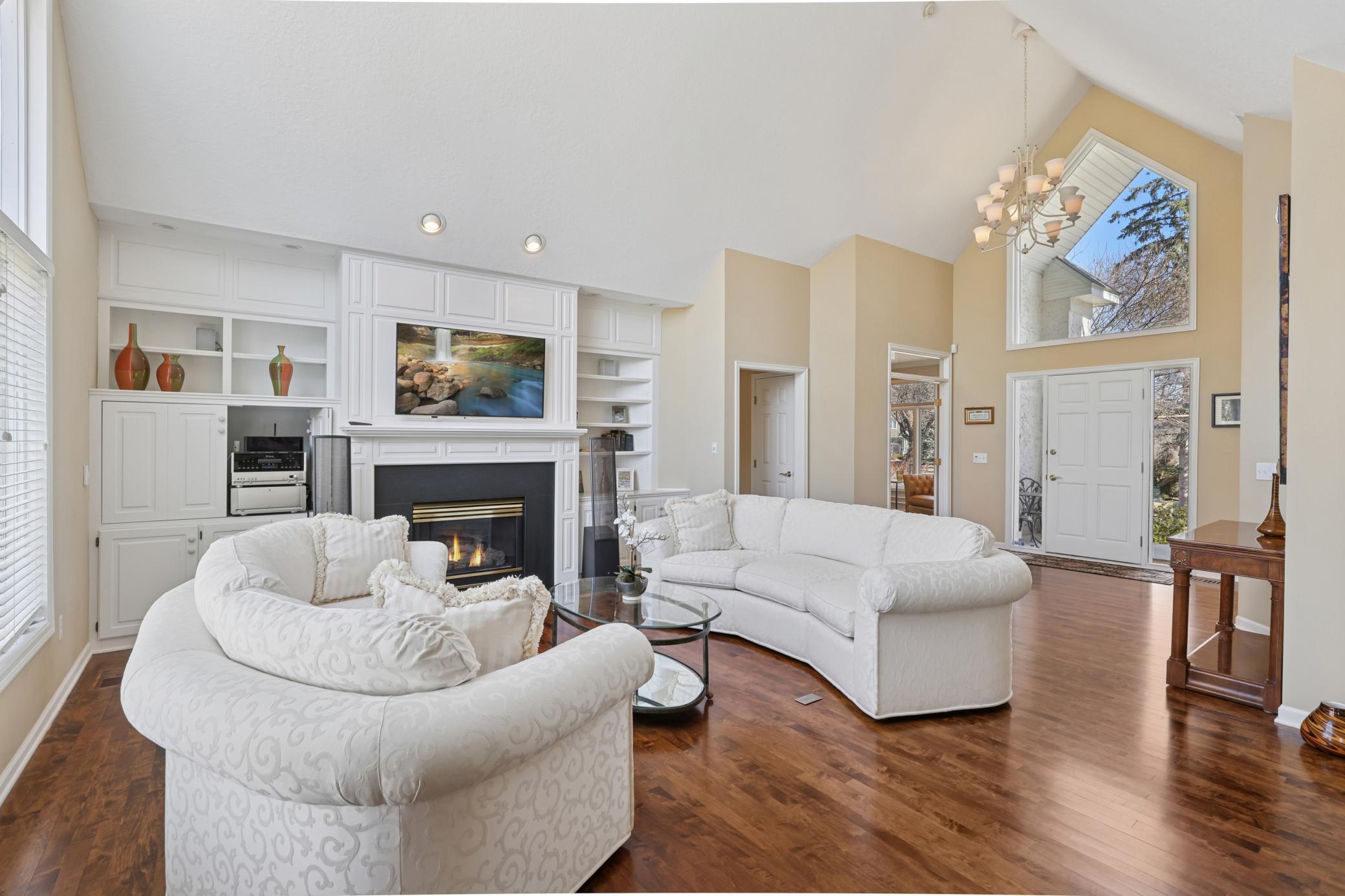 1600 Linner Road, Wayzata, Minnesota image 6
