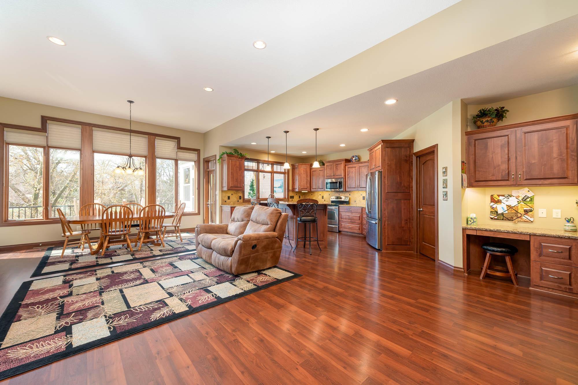 105 Viking Court, Mankato, Minnesota image 3