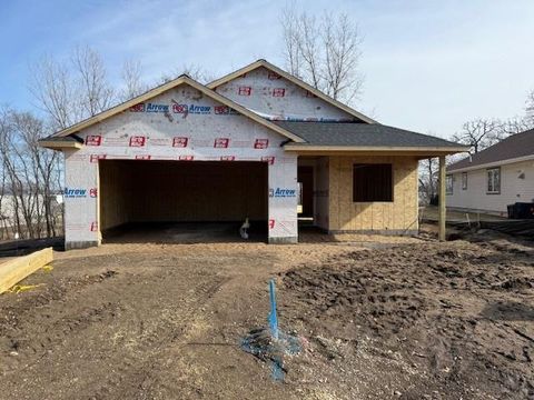 Homes For Sale - 1041 Harvest Way<br/> Wabasha County, Lake City, MN 55041
