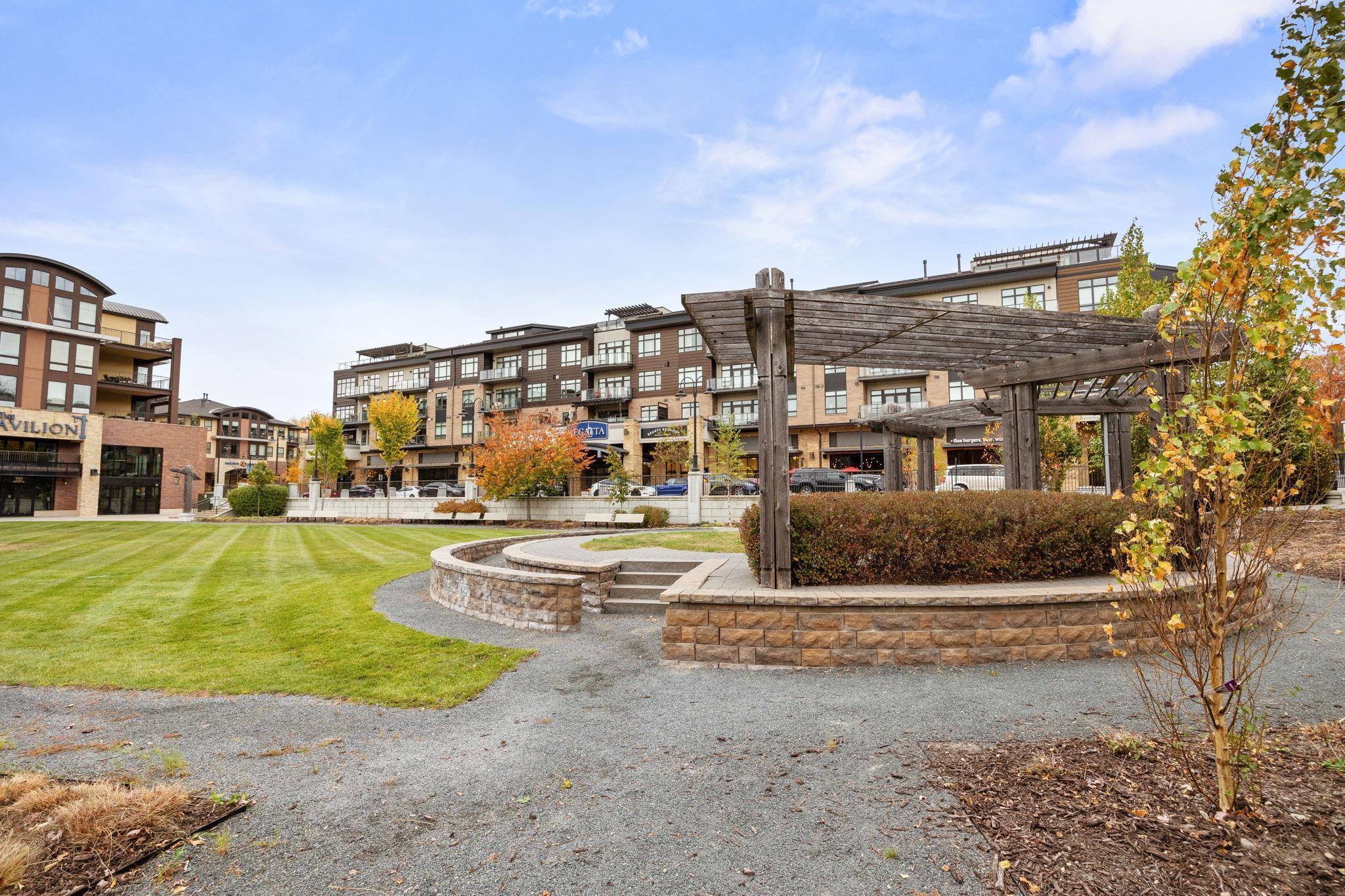 875 Lake Street #205, Wayzata, Minnesota image 35