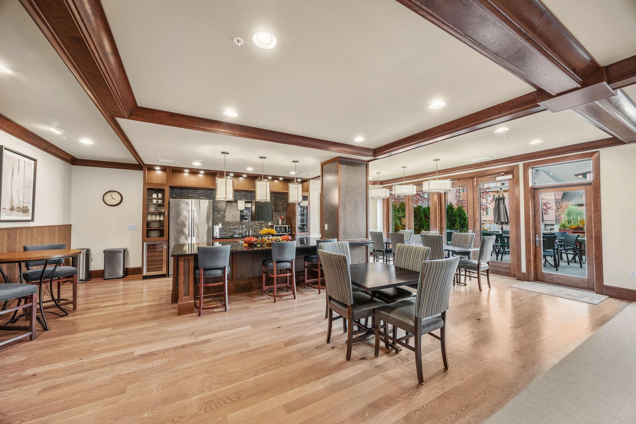 875 Lake Street #205, Wayzata, Minnesota image 24