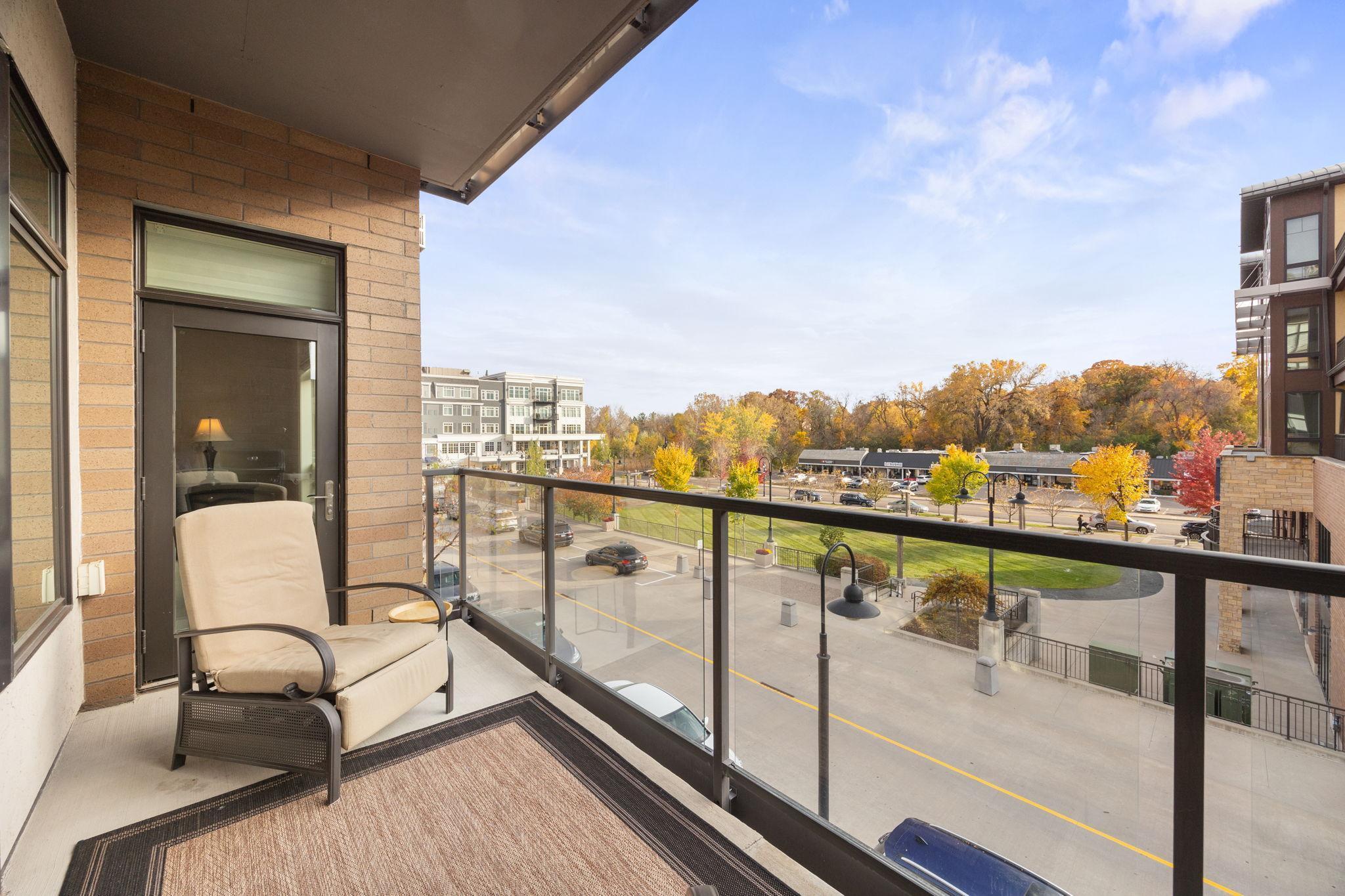 875 Lake Street #205, Wayzata, Minnesota image 5