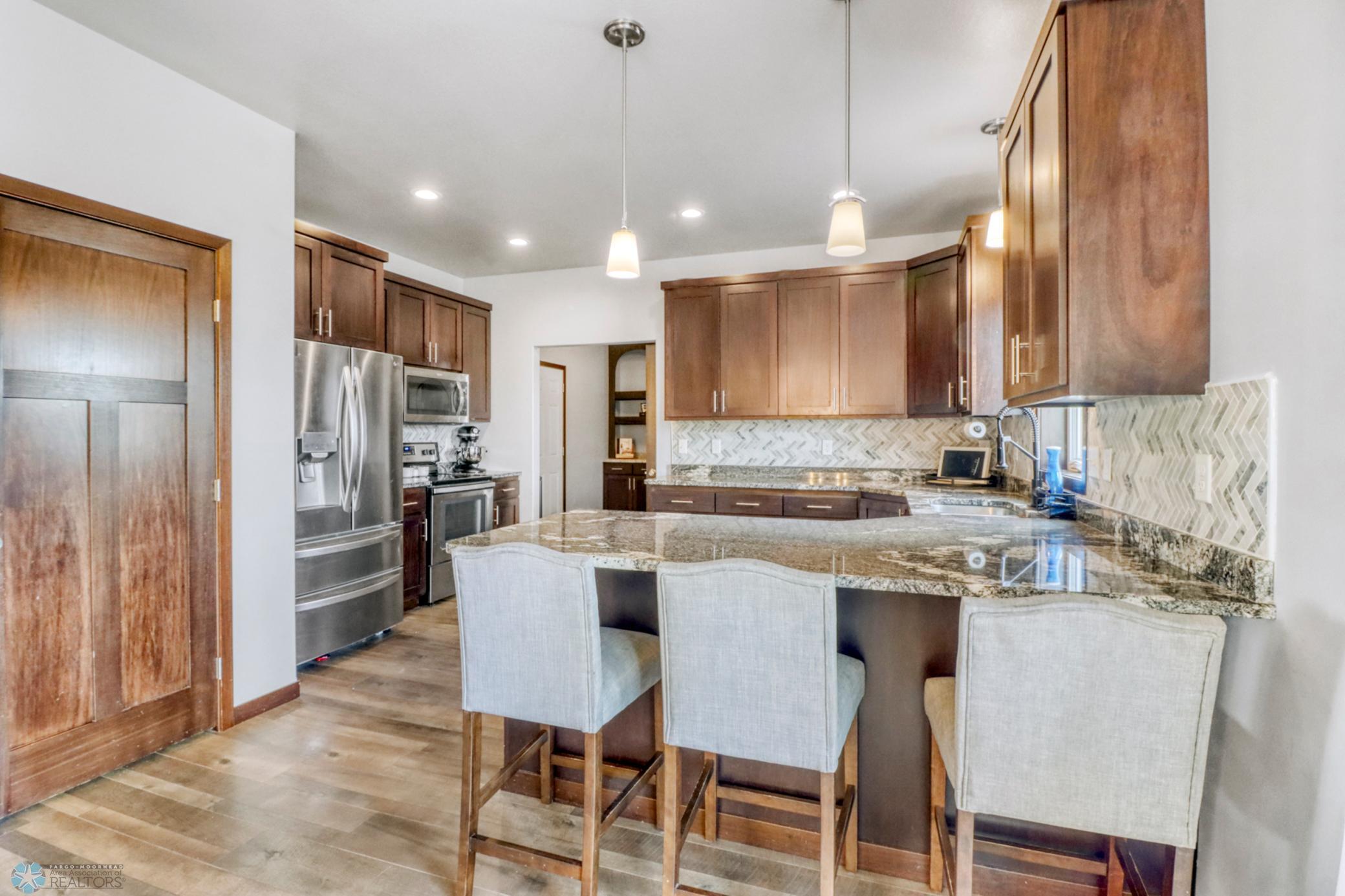 2322 12 Street, West Fargo, North Dakota image 16