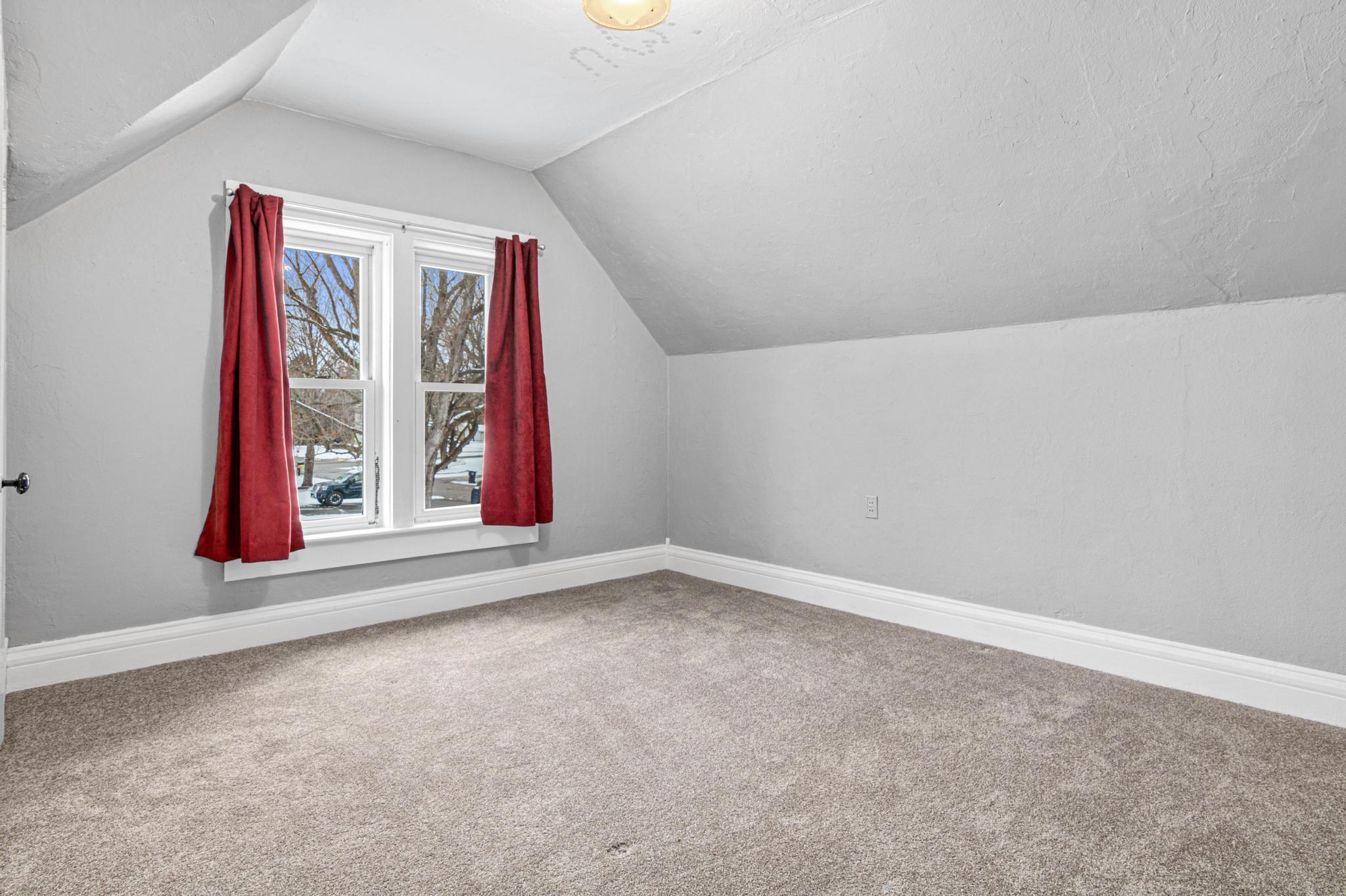 231 S Woodworth Street, Elmwood, Wisconsin image 10