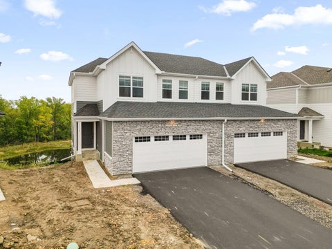 Townhouse For Sale - 11113 203rd Street<br/> Lakeville, MN 55044