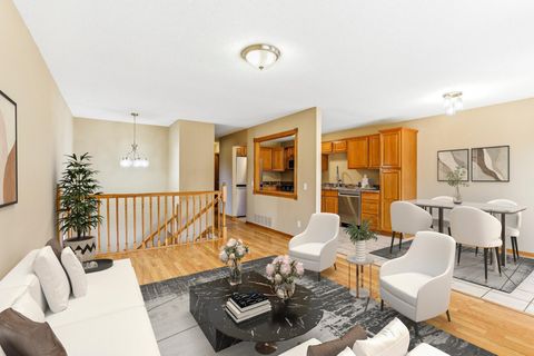 Homes For Sale - 12265 17th Avenue<br/> Dakota County, Burnsville, MN 55337