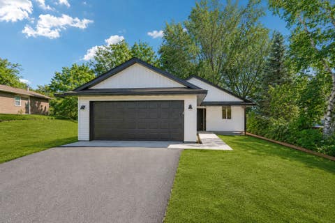 Homes For Sale - 1005 2nd Street<br/> Faribault, MN 55021