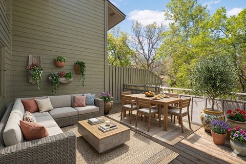 Townhouse For Sale - 10203 Scarborough Road<br/> Hennepin County, Minneapolis, MN 55437