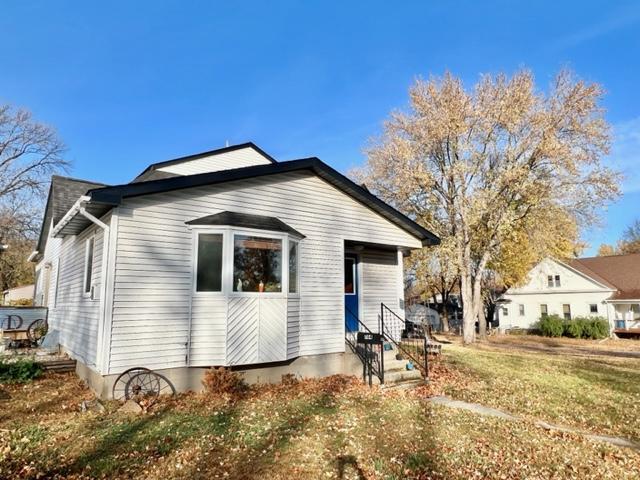 704 S Minnesota Street, Redwood Falls, Minnesota image 3