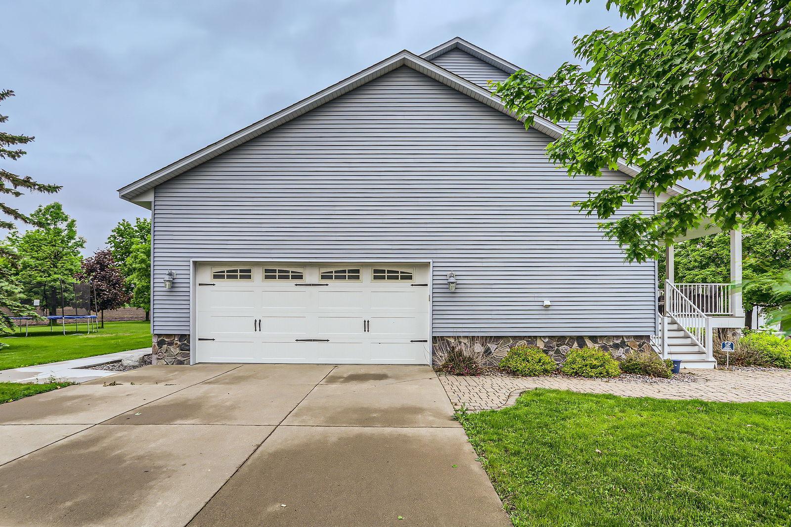 10765 Trail Haven Road, Rogers, Minnesota image 30