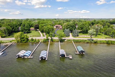 Homes For Sale - 1910 Shoreline Drive<br/> Wayzata, MN 55391