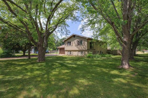 Homes For Sale - 1115 Norton Street<br/> Hammond, WI 54015