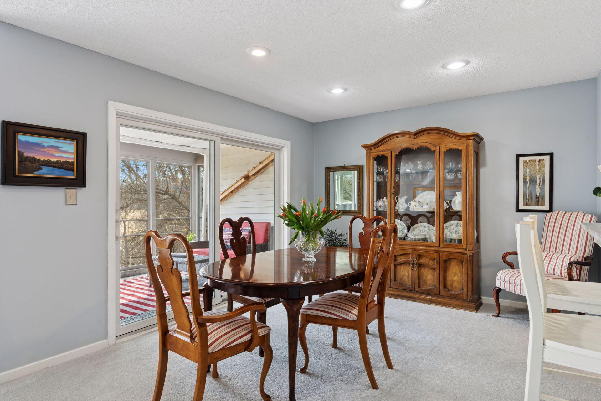 17651 Southridge Court, Minnetonka, Minnesota image 9