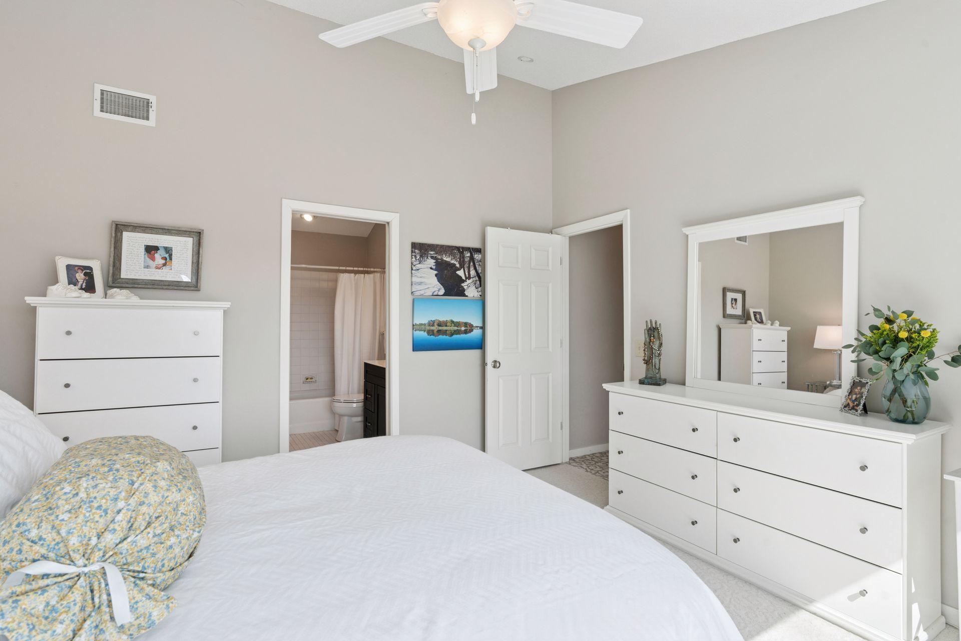 17651 Southridge Court, Minnetonka, Minnesota image 25