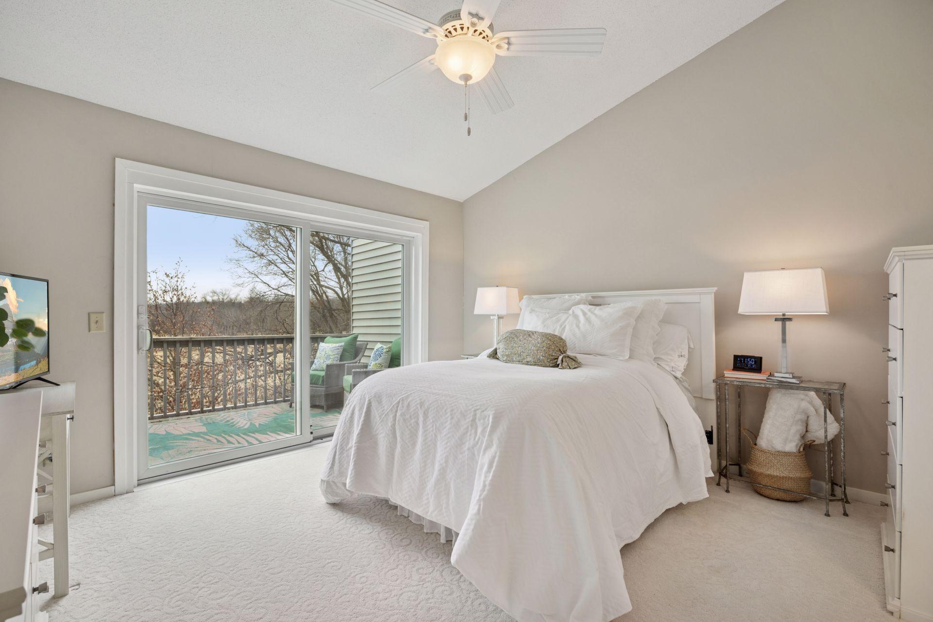 17651 Southridge Court, Minnetonka, Minnesota image 22