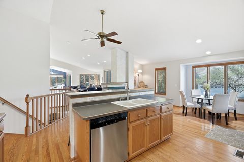 Townhouse For Sale - 8821 Stonebrooke Court<br/> Washington County, Saint Paul, MN 55125